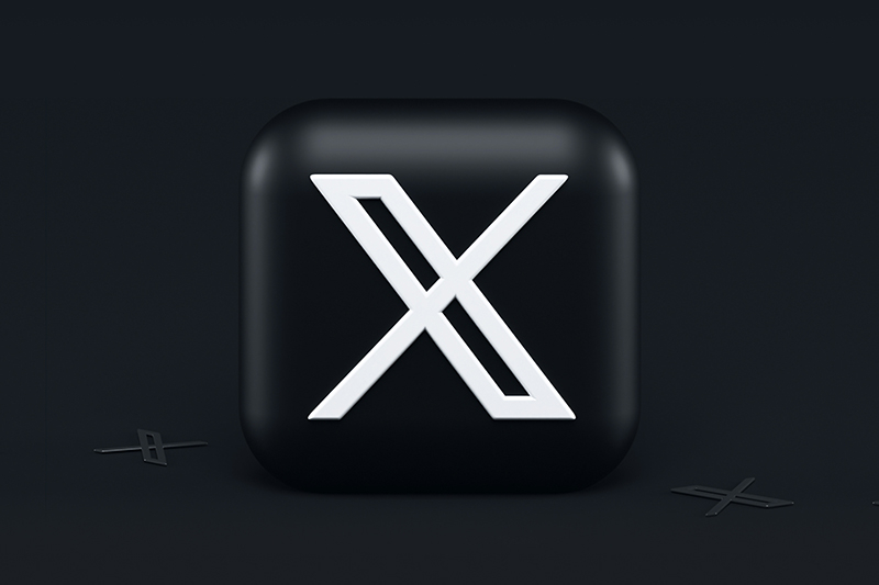 X began testing “advertising without advertising” – brand tips are placed directly under posts
