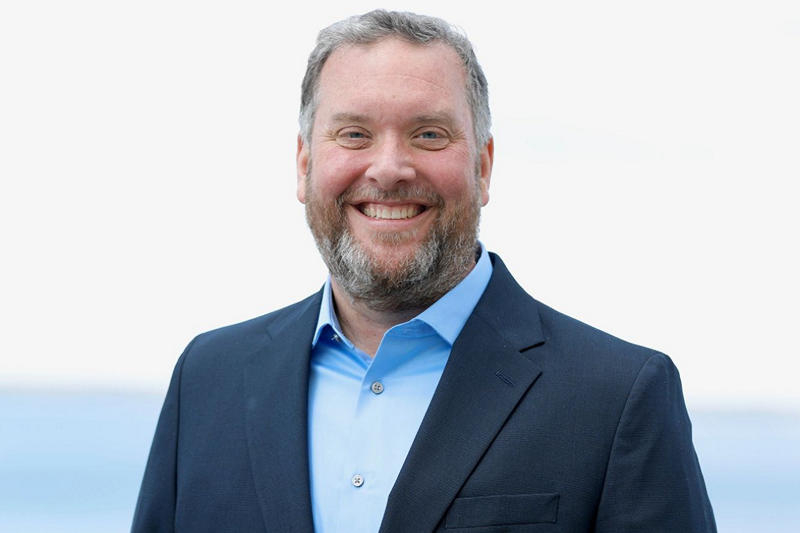 Qualcomm hired the head of semiconductor manufacturing at Intel Foundries