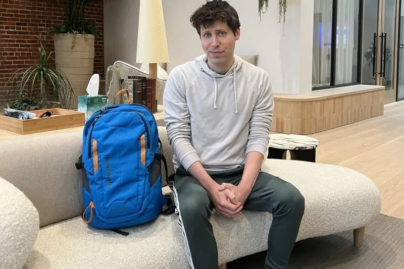 Sam Altman said that artificial intelligence is disrupting the balance of labor and capital, and it is still unclear how to address this.