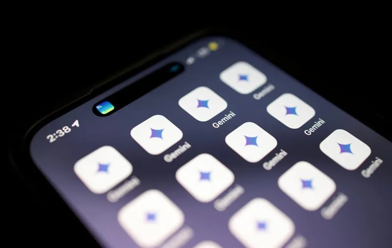 Google will introduce in Gemini a feature to import conversations from ChatGPT and other AI chatbots