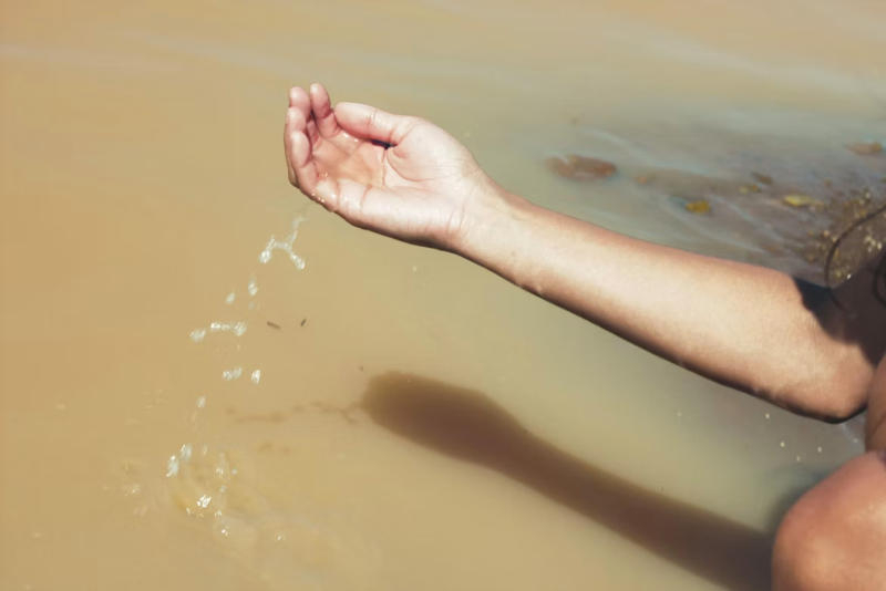 With the opening of Meta's data center in the United States, the local area became murky due to water