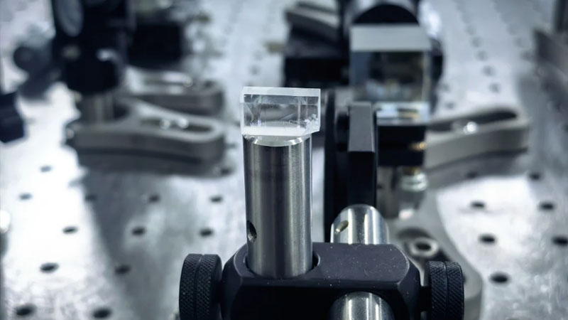In China, a compact solid-state laser was developed to access the previously unreachable VUV range, opening new possibilities in scientific research, space technologies, and chip manufacturing