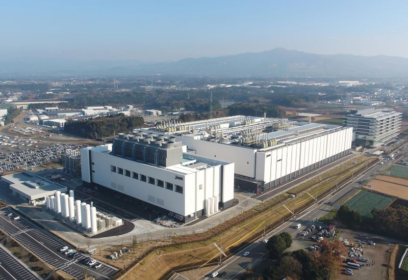 Japan invites SK Hynix and Samsung to build memory factories, offering large subsidies, but so far without success