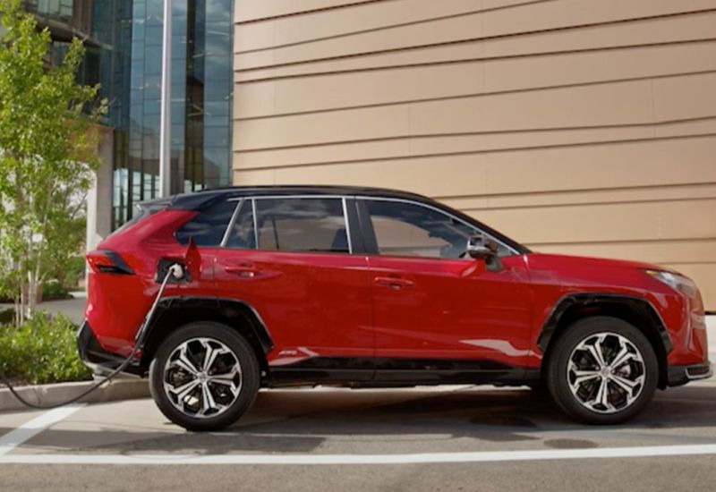 The study found that plug‑in hybrids consume far more fuel than reported.