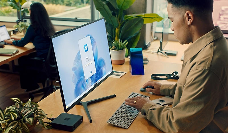Asus and Dell are developing budget PCs that include a subscription to cloud Windows 365