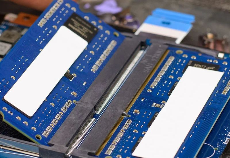 The memory shortage gives Chinese companies access to HP, Dell, Acer, and Asus laptops.