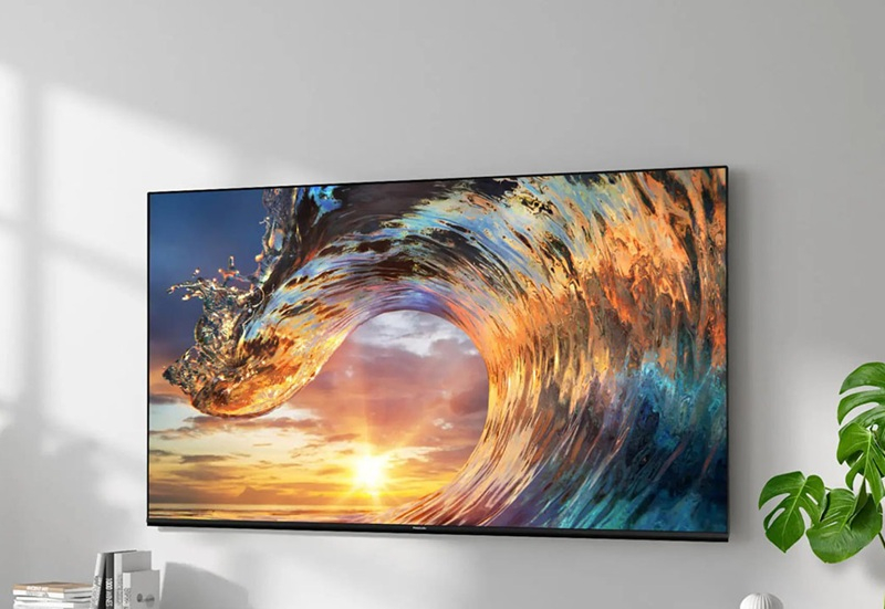 Panasonic and Japanese factories are ceasing the production of TV screens, shifting manufacturing to China.
