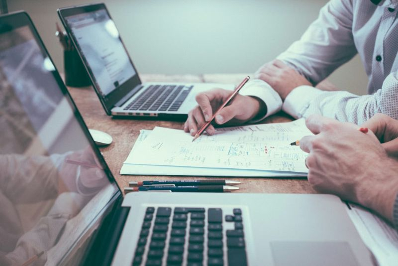 AI will not replace consultants, and their demand is increasing due to the widespread use of artificial intelligence technologies