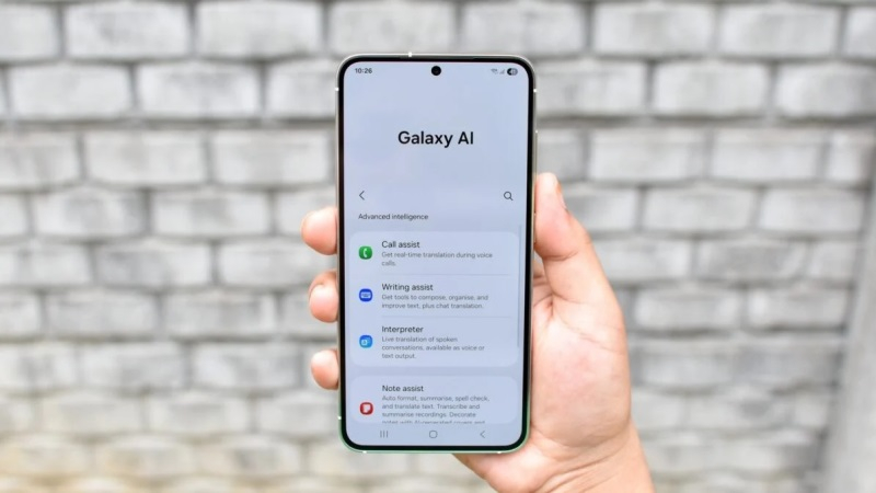 Samsung will enhance AI features in Galaxy AI by leveraging its partnership with Perplexity