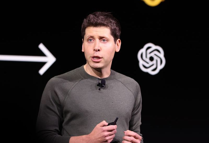 Sam Altman promised to amend the "rolling" contract with the Ministry of Defense to ensure protection for citizens from surveillance.