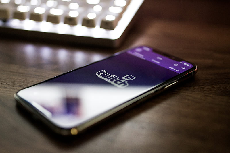 Twitch has abandoned its all-or-nothing policy, introducing more flexible punitive measures.