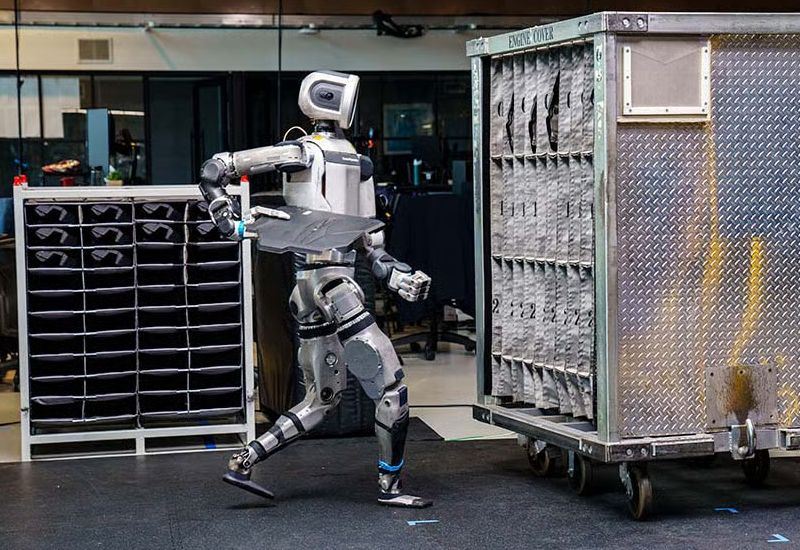 The general manager of Boston Dynamics, the company that turned robotics into a profitable business, is stepping down from his role.