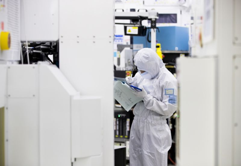 The Samsung union set a condition for ending the general strike that could lead to daily losses of up to $680 million.